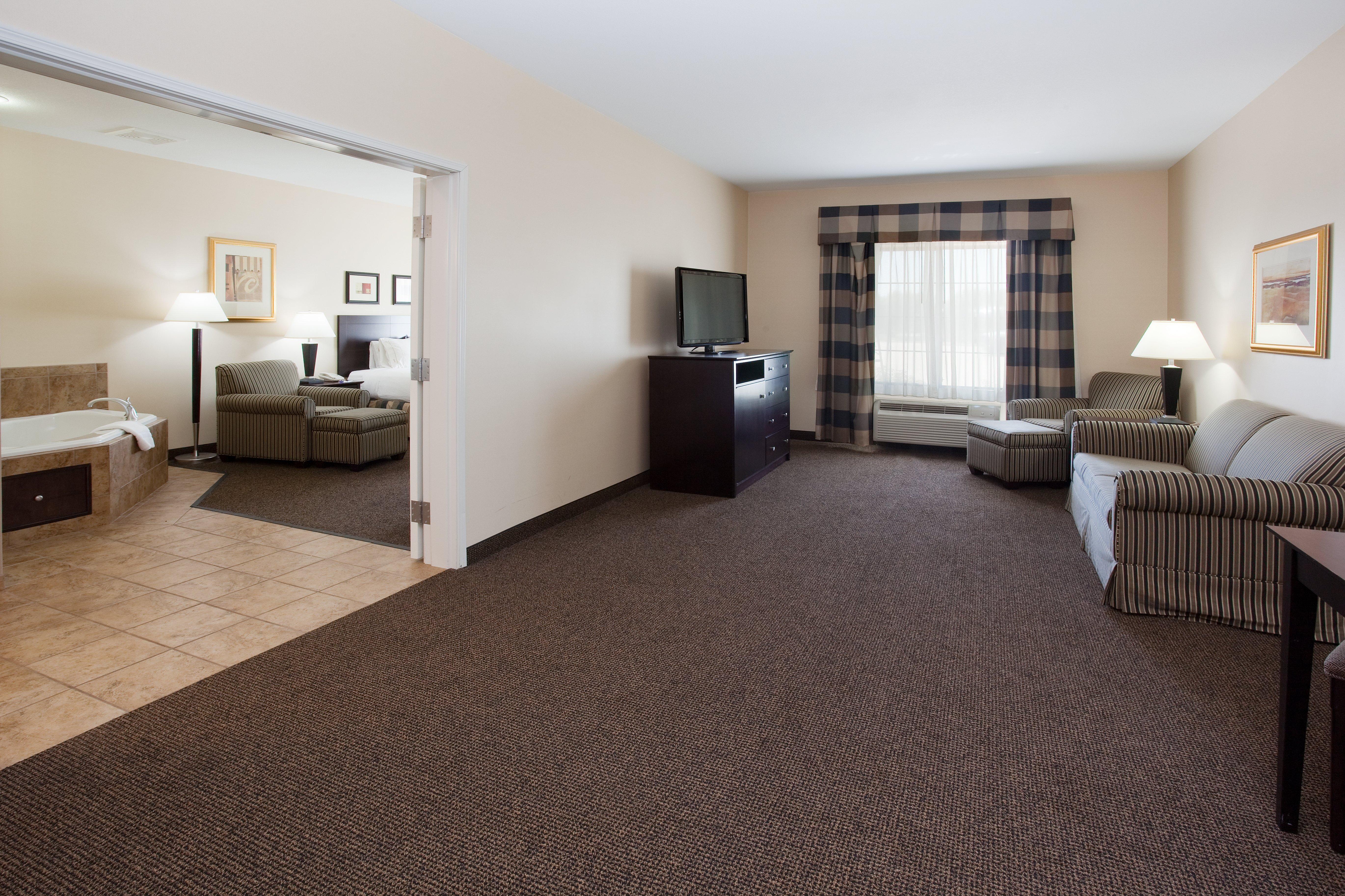 Holiday Inn Express Hotel & Suites Fort Collins By Ihg Екстер'єр фото